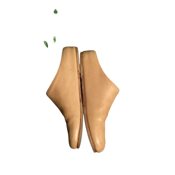 Lauren Manoogian Beige Leather Mono Mule - Picture 6 of 7